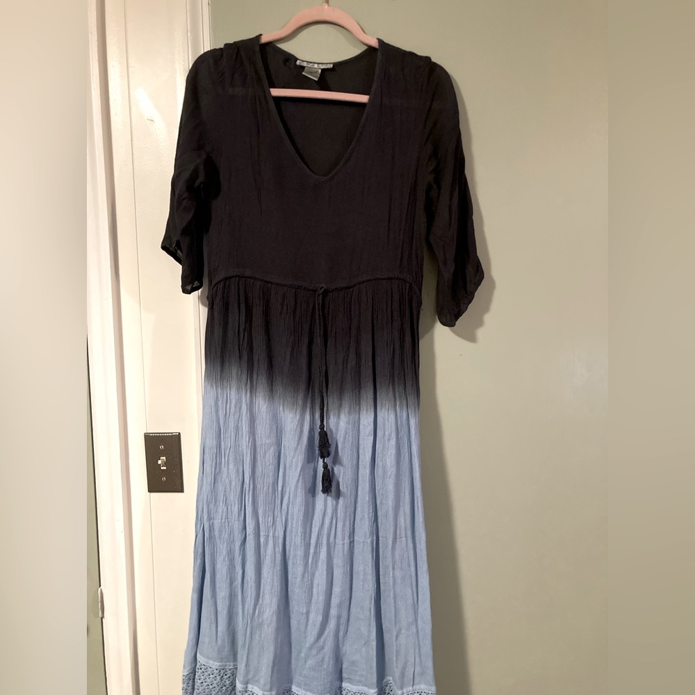 MIDI dress. Blue/black cinch waist